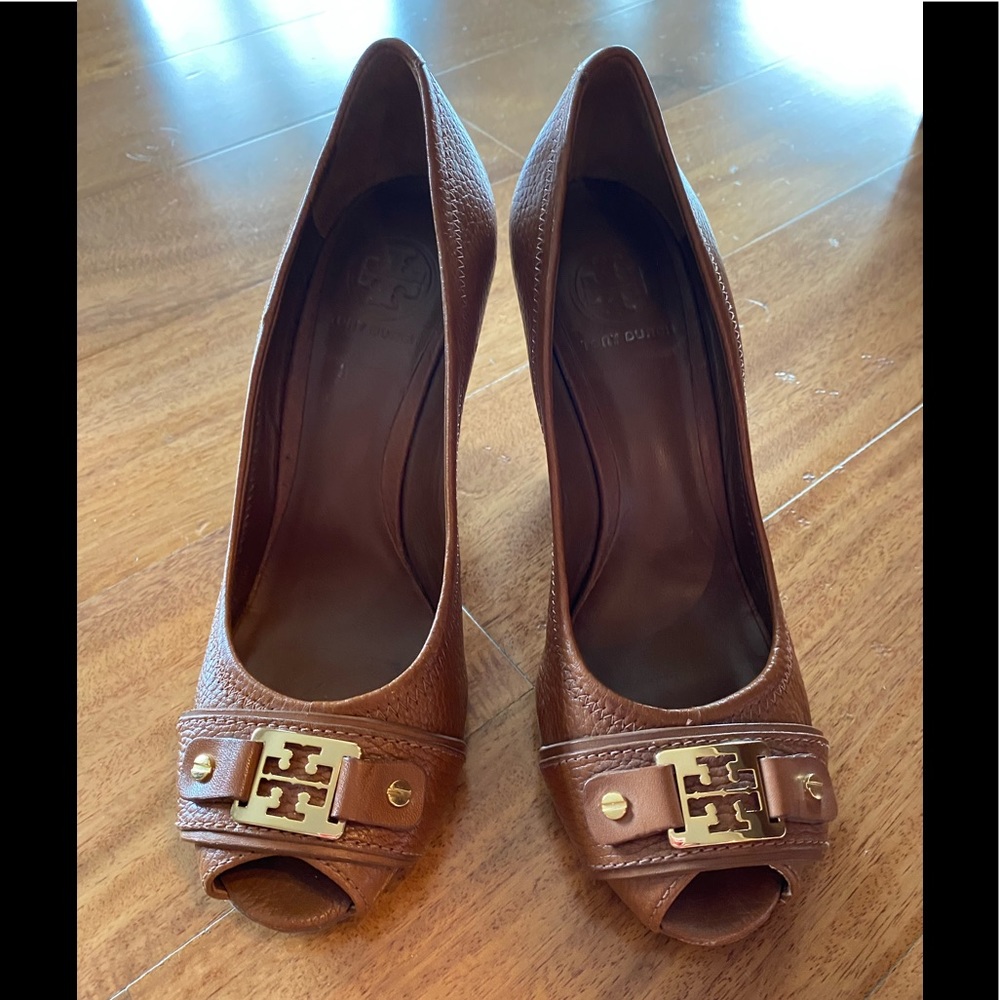Tory Burch open toe wedges